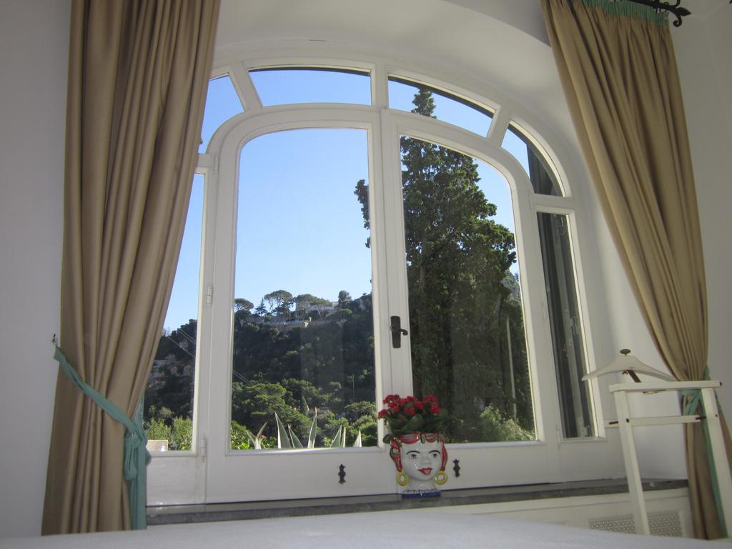 Casa del Solitario Capri Habitación foto
