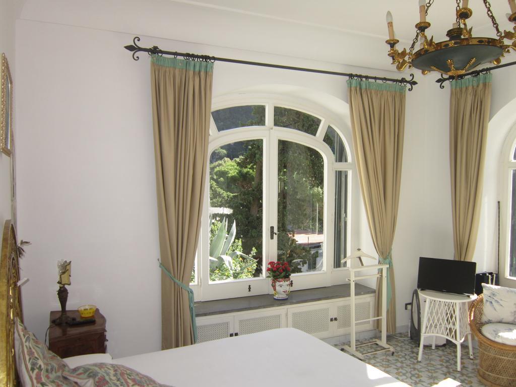 Casa del Solitario Capri Habitación foto